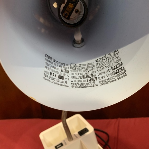 LED Organizer Task Lamp - Picture 3 of 4